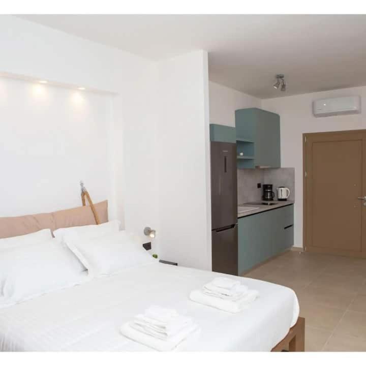 Le Quartier Comfy Studios Parga Exterior foto